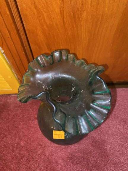 Fenton Green Ruffled Quilted Vase