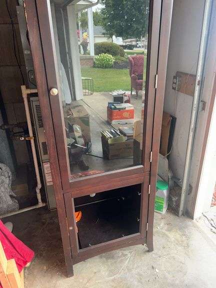 Wooden Cabinet with Light, ONE GLASS DOOR MISSING