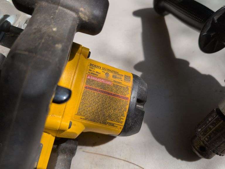DeWalt 5.5" circular saw and power drill
