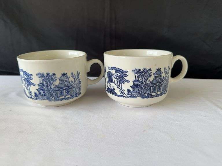 (6) Blue and White Patterned Cups