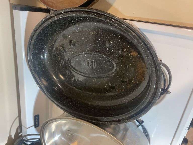 (2) roasters, cast iron and other wok