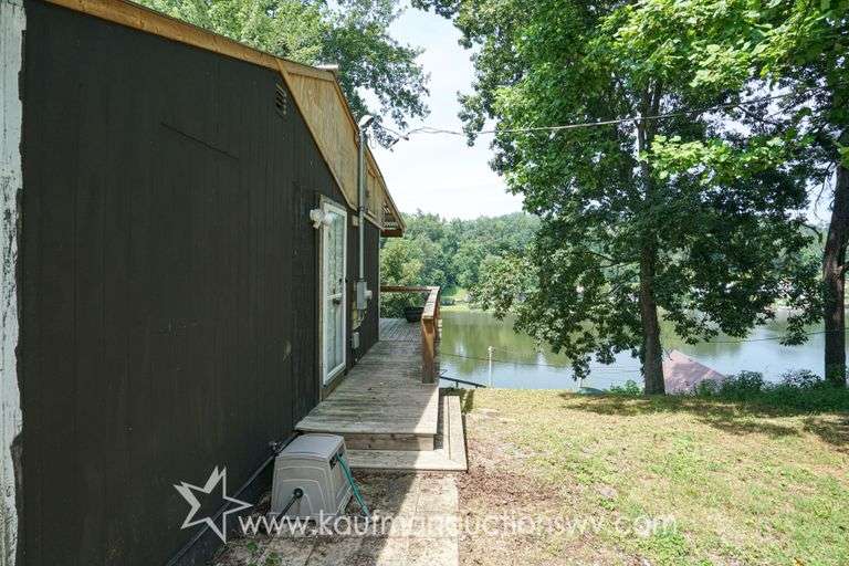 Studio Home with a View on Crystal Lake