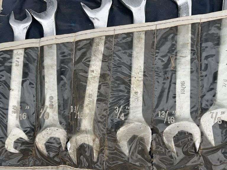 14 Piece Angle Wrench Set