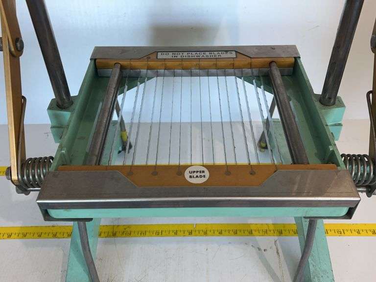 KutLett Model SKK-1 Lettuce Cutter