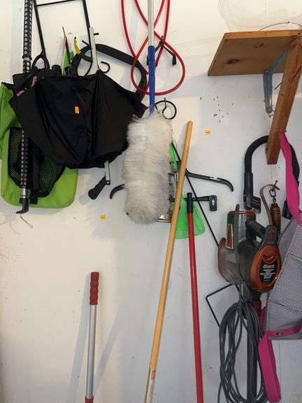 Contents of Wall