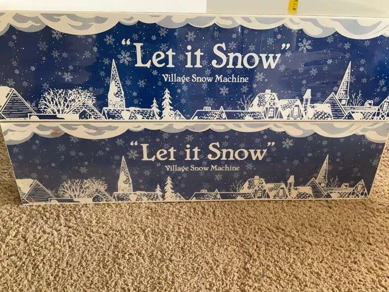 2 Battery Operated Snow Machines