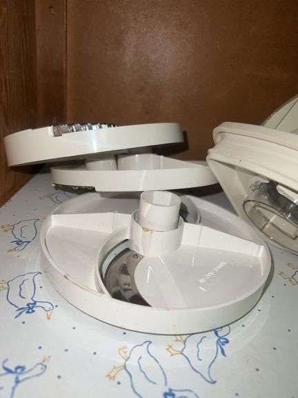 Contents of Kitchen Cabinet