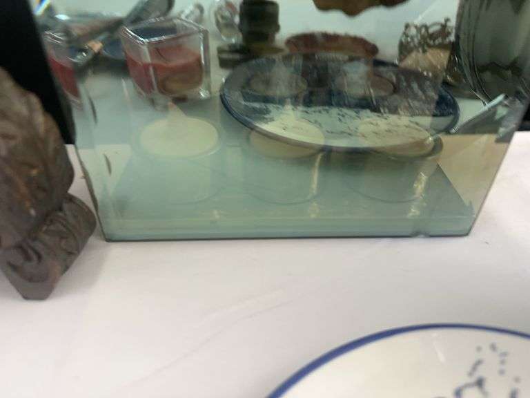 Pottery Barn Clock, Wax Warmer, Ronda Decor Plate, and other misc.
