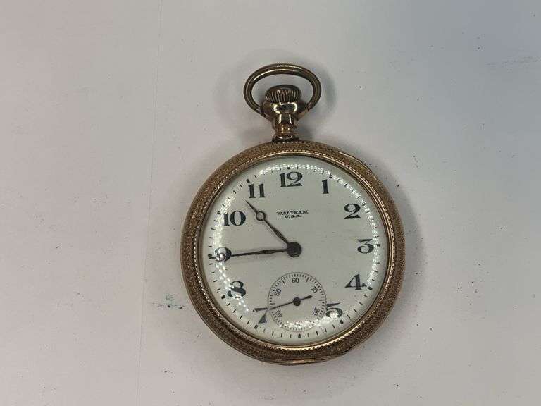 A.W.W. Co. Waltham 15 Jewel Pocket Watch