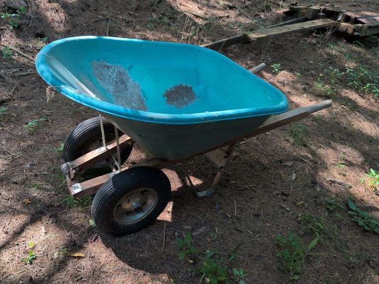 Two-wheel wheelbarrow