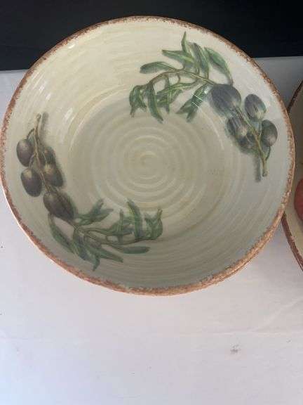 Williams Sonoma Dishware. (6) Bowls, (2) Serving Dishes, and Small Bowl