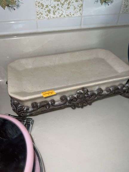 Bathroom Counter Contents