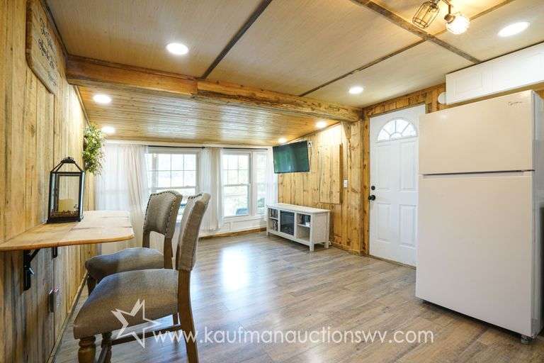Studio Home with a View on Crystal Lake