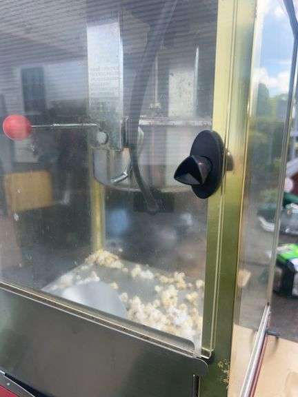 Old Fashioned Movie Time Popcorn Machine