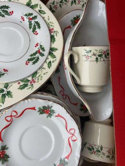 Celebrate the Season Holiday Traditions 45pc Dinnerware Set