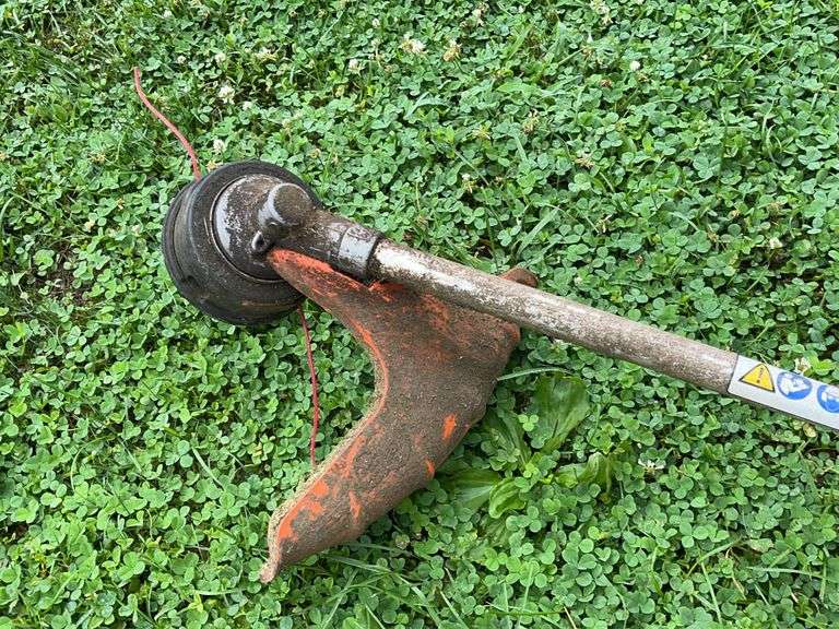 Stihl FS 56 RC Weedeater