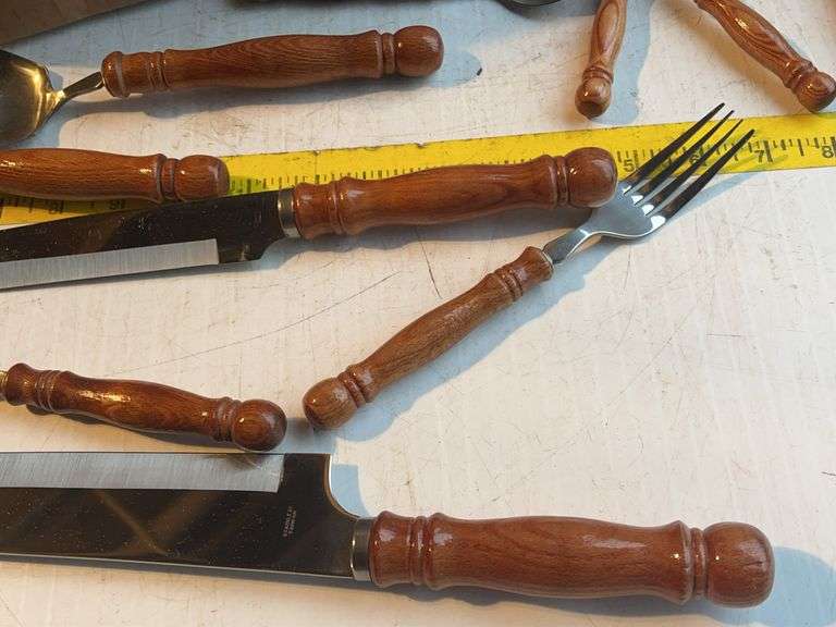 Wooden Handle Stainless Flatware