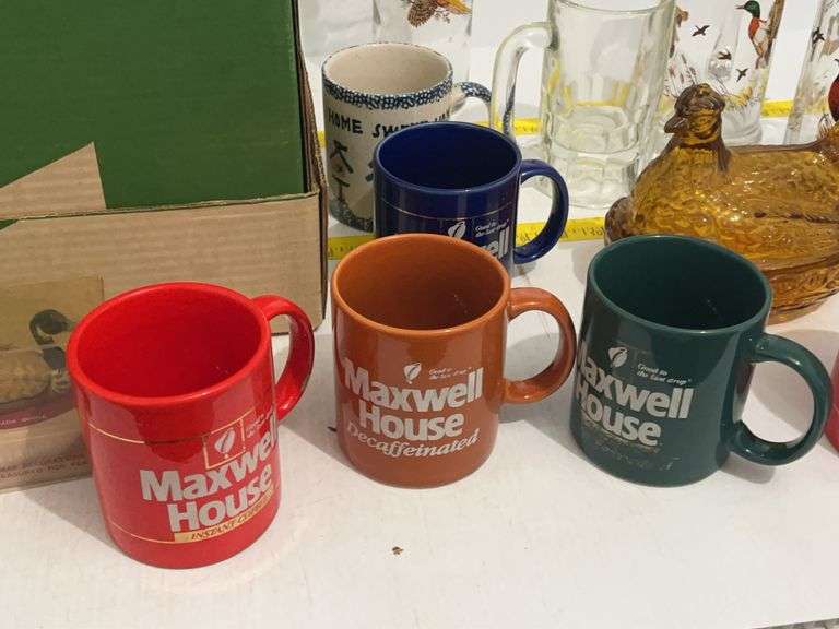 Glasses, Mugs, Hen on a Nest, Duck Decorations
