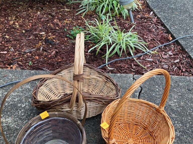 4 Wicker Baskets, 1 Longaberger BasketBasket