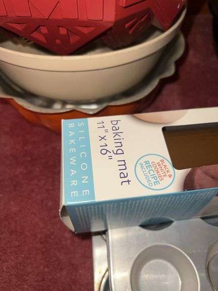 Assorted Kitchen Supplies