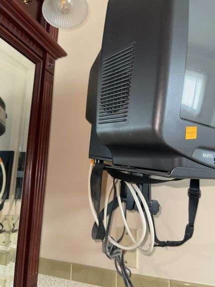Sanyo Small Box Television with Mount-NO REMOTE