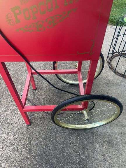 Old Fashioned Movie Time Popcorn Machine