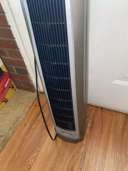 Lasko Oscillating Ceramic Tower Space Heater