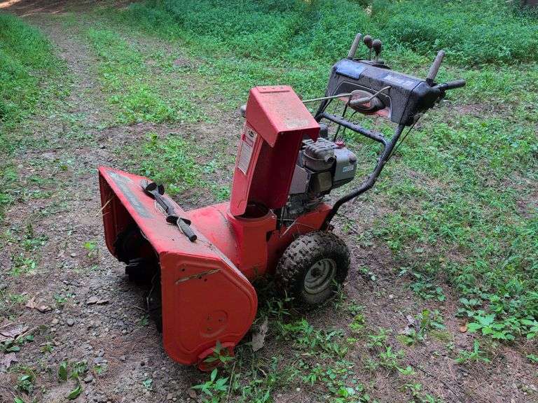 Ariens Deluxe 28 snow blower - unknown if works