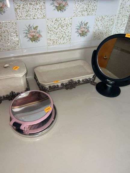 Bathroom Counter Contents