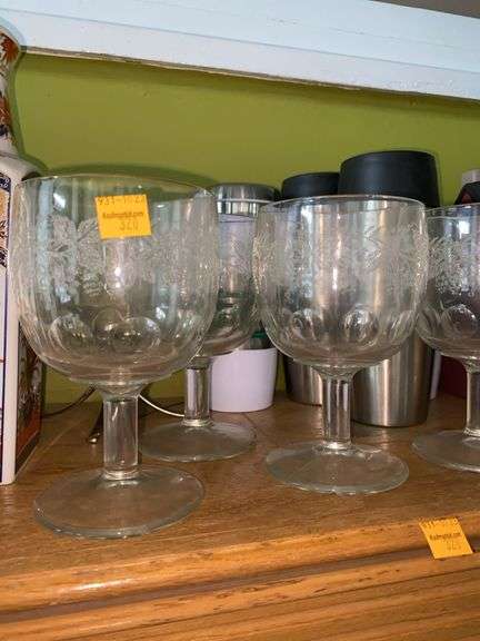 Assorted Glassware Lot