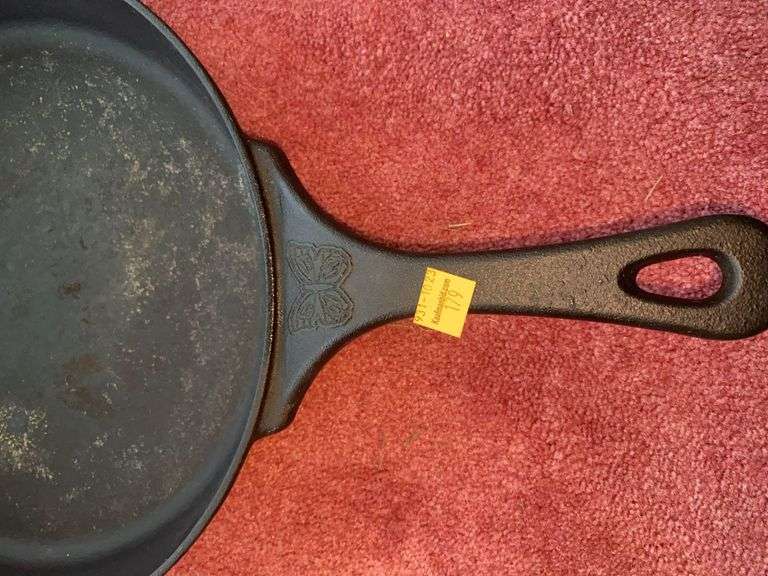 13” Pioneer Woman Cast Iron Skillet