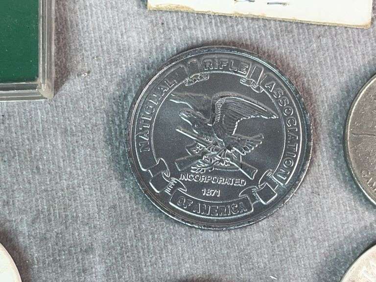 Poker Chips & Commemorative Medallions