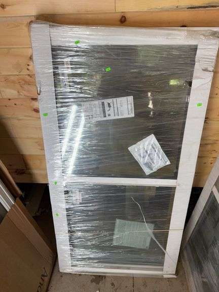 Reliabilt Window 59 3/4 in by 31 3/4 in