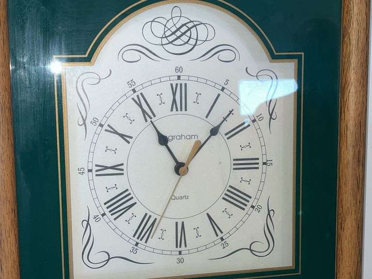 Grahan Quartz Battery Clock