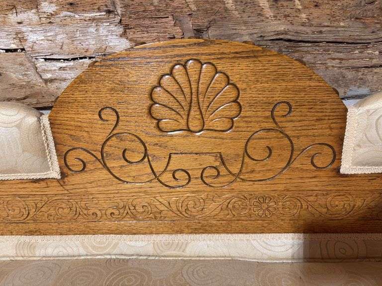 Antique fainting couch