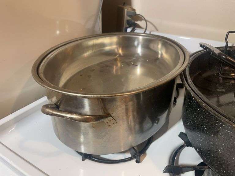 (2) roasters, cast iron and other wok