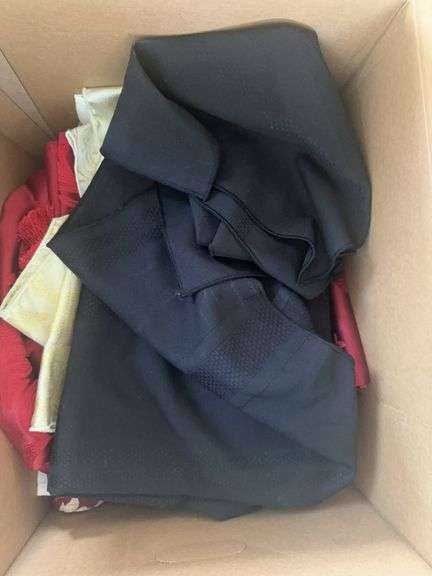 Box of misc. Placemats, Napkins and Ect.