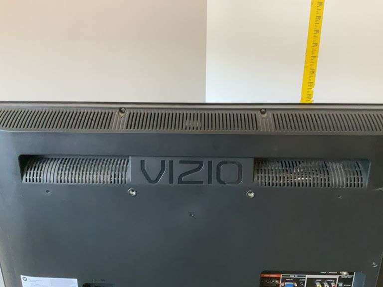 Vizio 32” Flatscreen Television