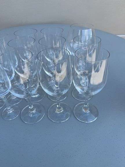 (19) Stemware Glasses
