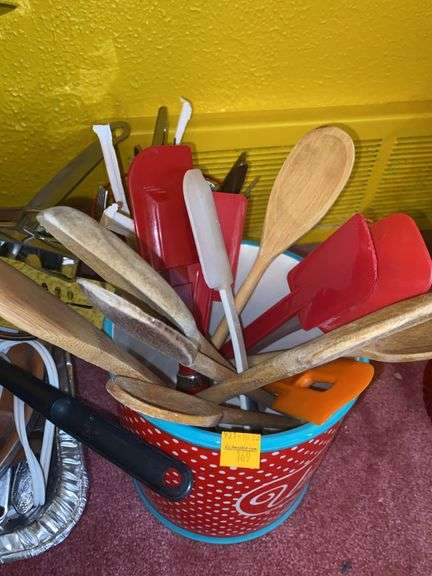 Assortment of Kitchen Utensils
