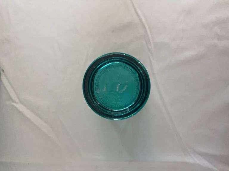 (8) Plastic Cups
