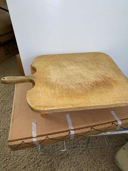 8pc Chafing Set, Hot Plate, Wooden Cutting Board and Stand, Pampered Chef Stone Baking Dish and Cutt