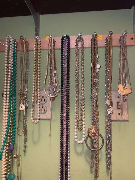 Assorted Women’s Costume Necklaces