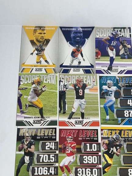 (9) Football Trading Cards