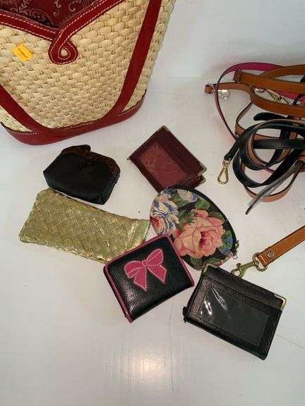 Woven Purse with Faux Leather Purse Straps and Wallets