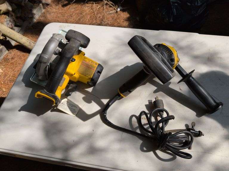 DeWalt 5.5" circular saw and power drill