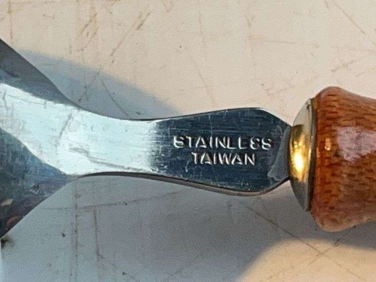 Wooden Handle Stainless Flatware