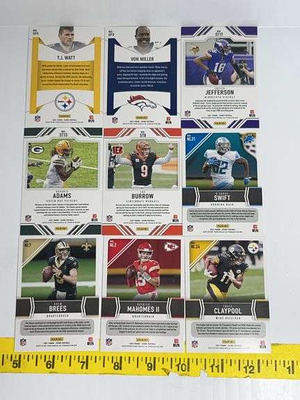 (9) Football Trading Cards