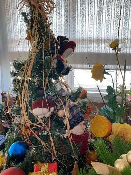 Misc. Decor Lot