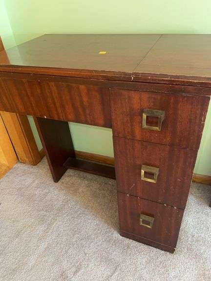 Sewmor Zig Zag Sewing Machine Table and Contents